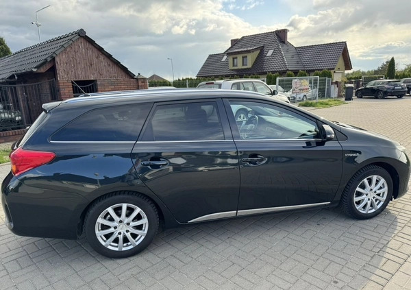 Toyota Auris cena 49999 przebieg: 179000, rok produkcji 2015 z Przedbórz małe 172